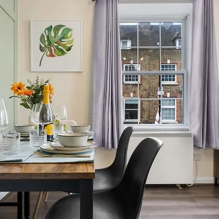 Chic 2 Bedroom Apartment Near Liverpool Street By Gold Stays London Exterior photo