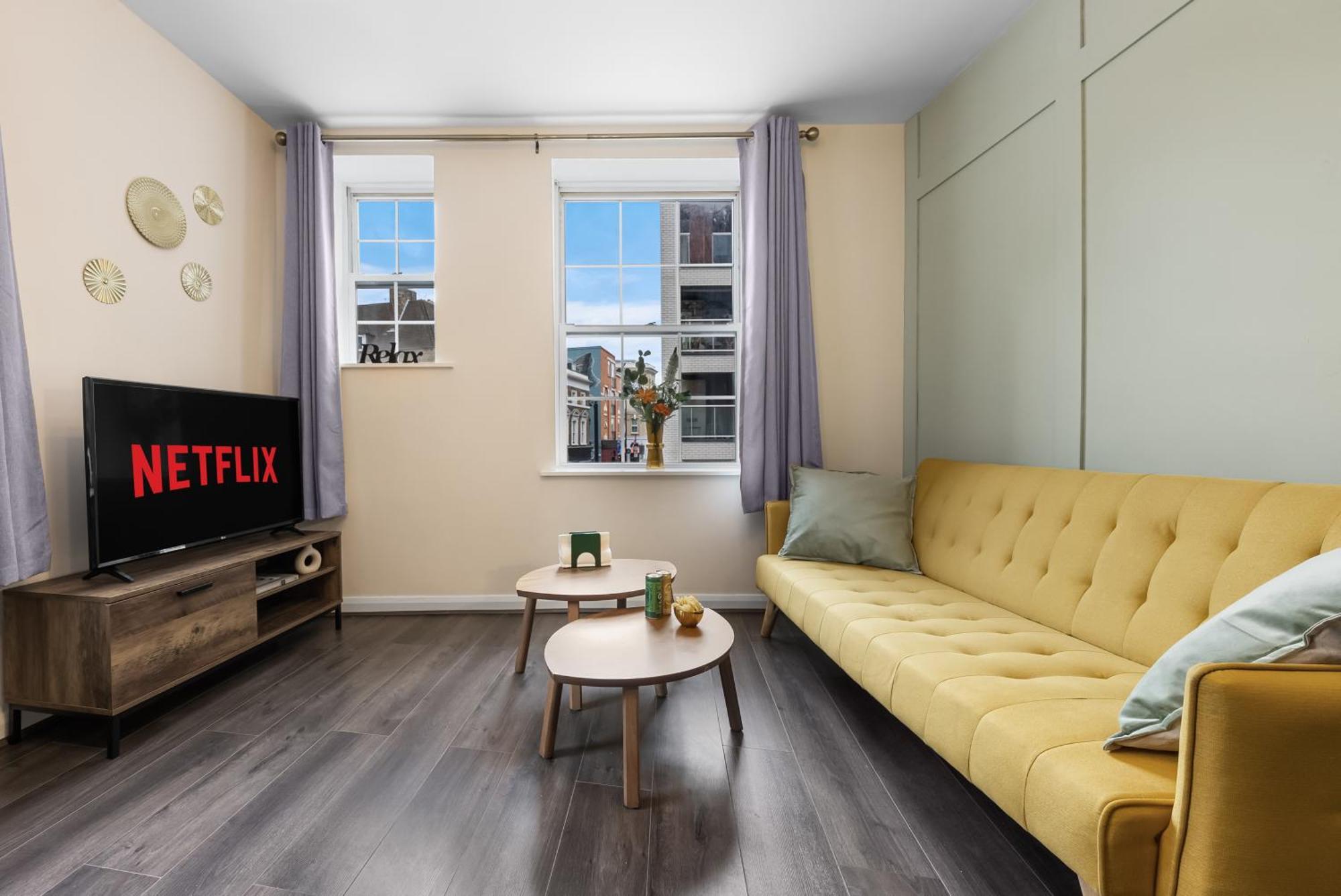 Chic 2 Bedroom Near Liverpool Street By Gold Appartement Londres